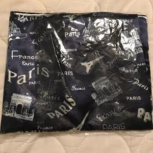 NWOT Parisian Landmarks Scarf